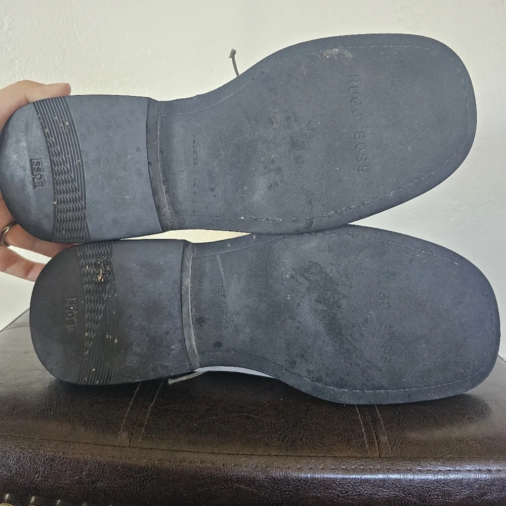 Hugo Boss Quiet Luxury‎ Old Money Square Toe Gray Suede Dress Shoes Sz 9.5
